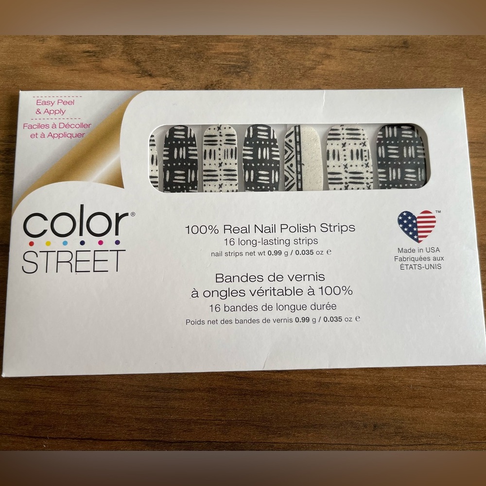 Color Street NEW 100% real nail polish‎ strips manicure art press on black white